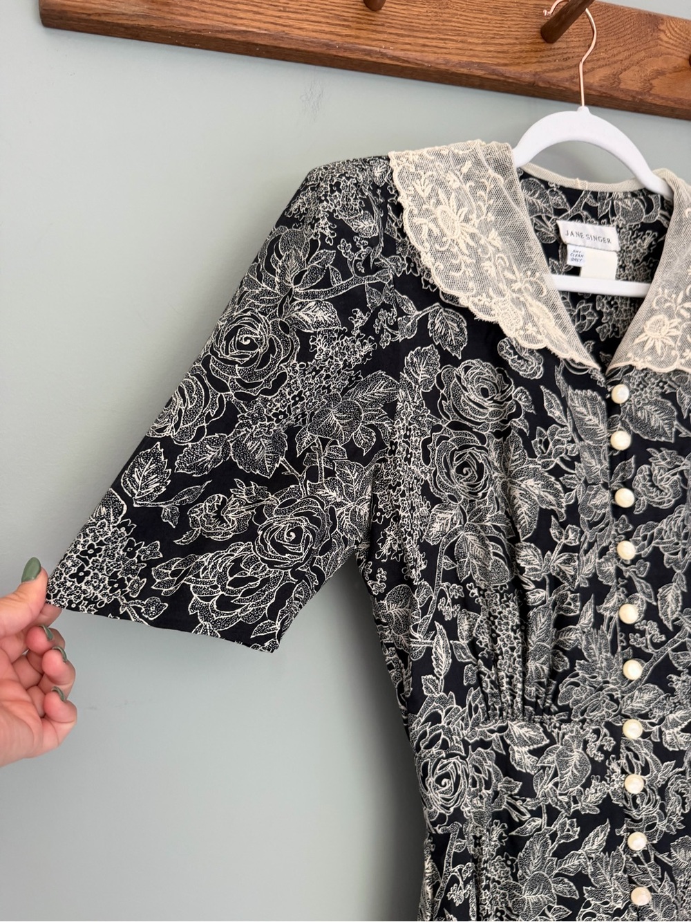 Vintage Jane Singer Black Cream Floral Cottagecore Button Front Midi Dress - Picture 3 of 14